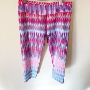 Prana Roxeanne Yoga Capris in Festival Pink Print Stretch Pull-On Size Large